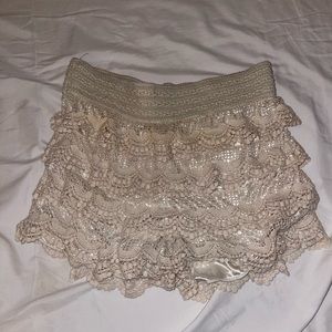 7/$20 bundle; lace shorts